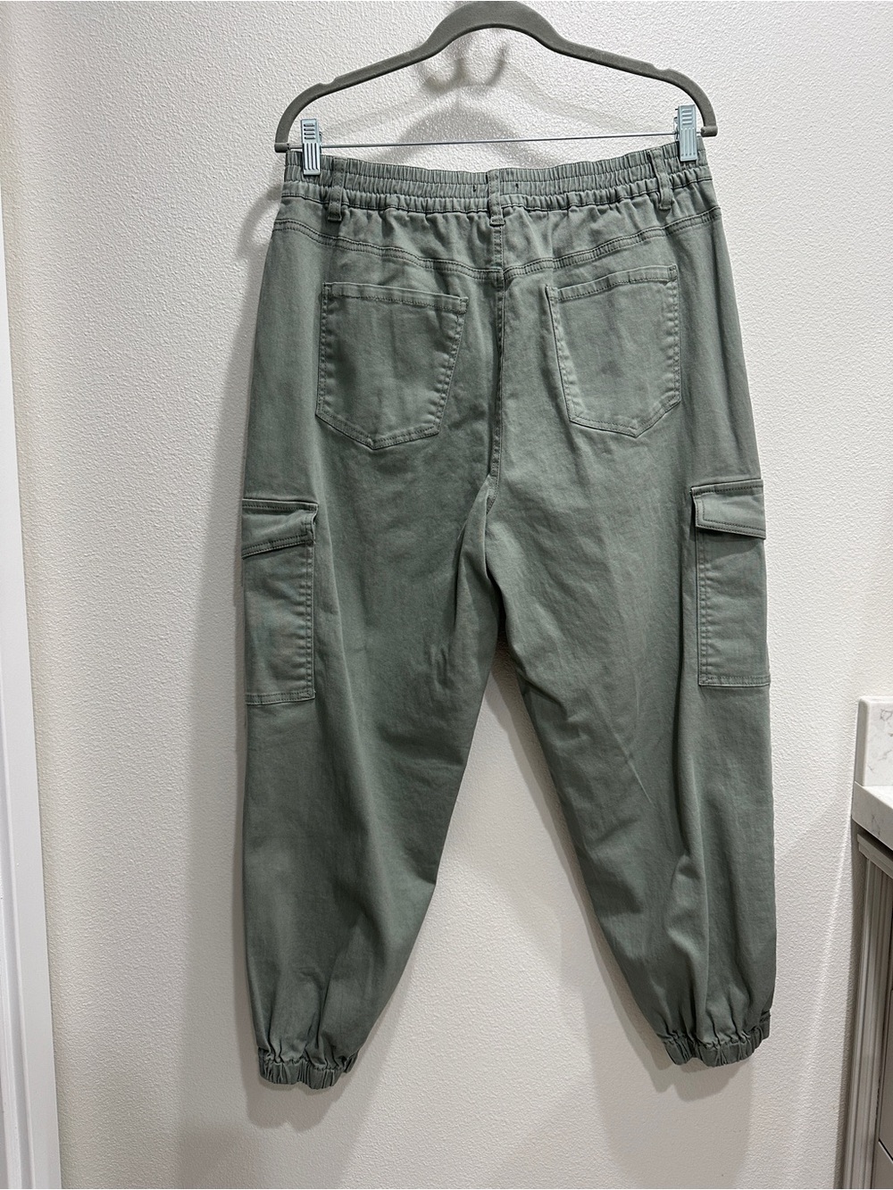 d. jeans Sage Green Cargo Joggers - Picture 4 of 6